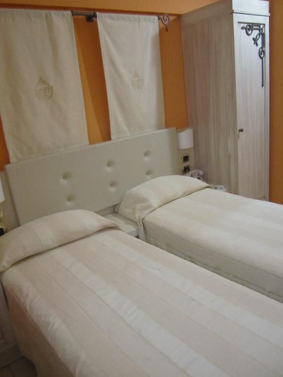 Palazzo Reginella Aparthotel Bovalino Marina Quarto foto
